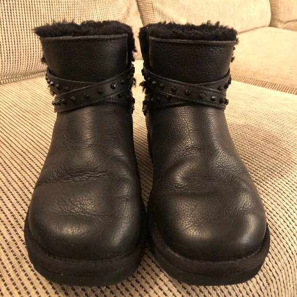 SOLD**UGG Emerson Black Leather Studded Boot, Sz 5 - Picture 3 of 7
